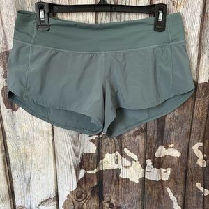 Lululemon Speed Up Low-Rise Lined Short 2.5" size 6